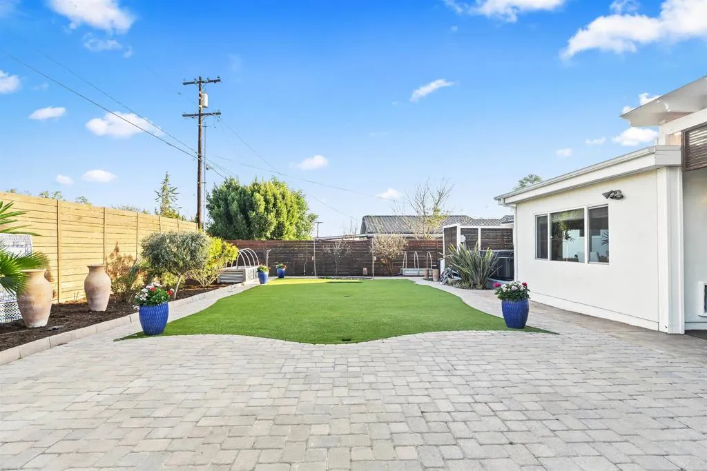 https://cdn.realtyfeed.com/cdn/127/306669025/31a8db6b0d786b02d98e2491ebc444d2.webp