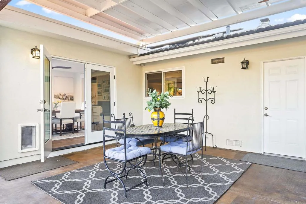 https://cdn.realtyfeed.com/cdn/127/306669025/8215f9a1e00b347ebea5663b4630acd5.webp