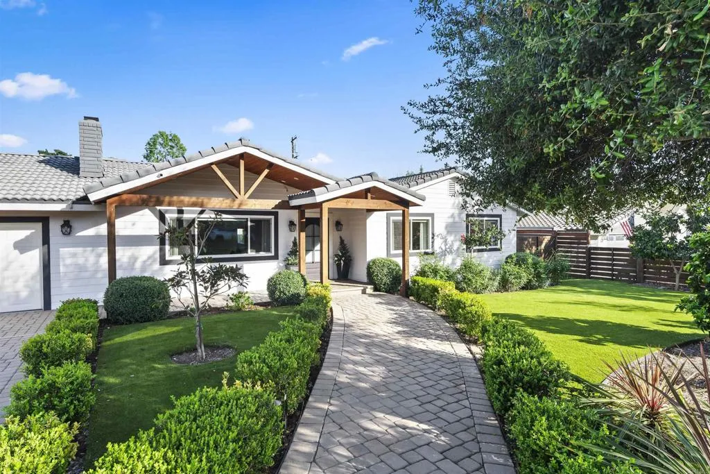https://cdn.realtyfeed.com/cdn/127/306669025/f36d6e7f9805d6414540a9b8290b49f1.webp