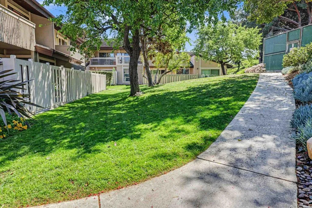 https://cdn.realtyfeed.com/cdn/127/306669047/2dbe767c8088ba4678cfb870cd567752.webp