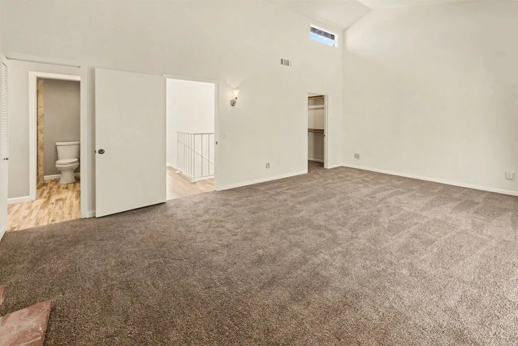 https://cdn.realtyfeed.com/cdn/127/306669047/b15d9ebc1a0fe1050b8e27463f9ac0f3.webp