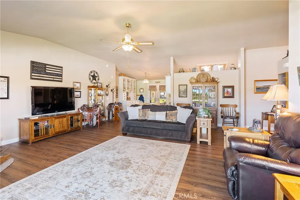 5385 Camp 8, Paso Robles, CA, 93446