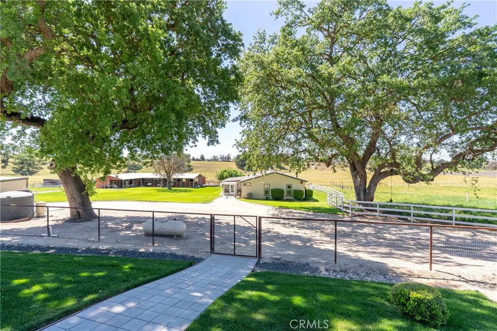 5385 Camp 8, Paso Robles, CA, 93446