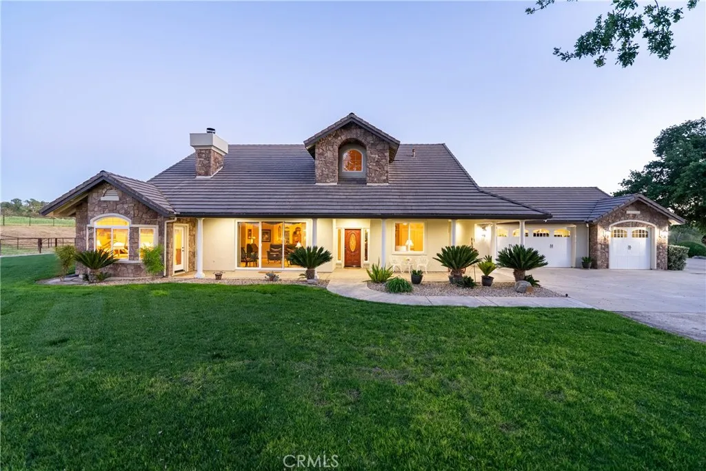 5385 Camp 8, Paso Robles, CA, 93446