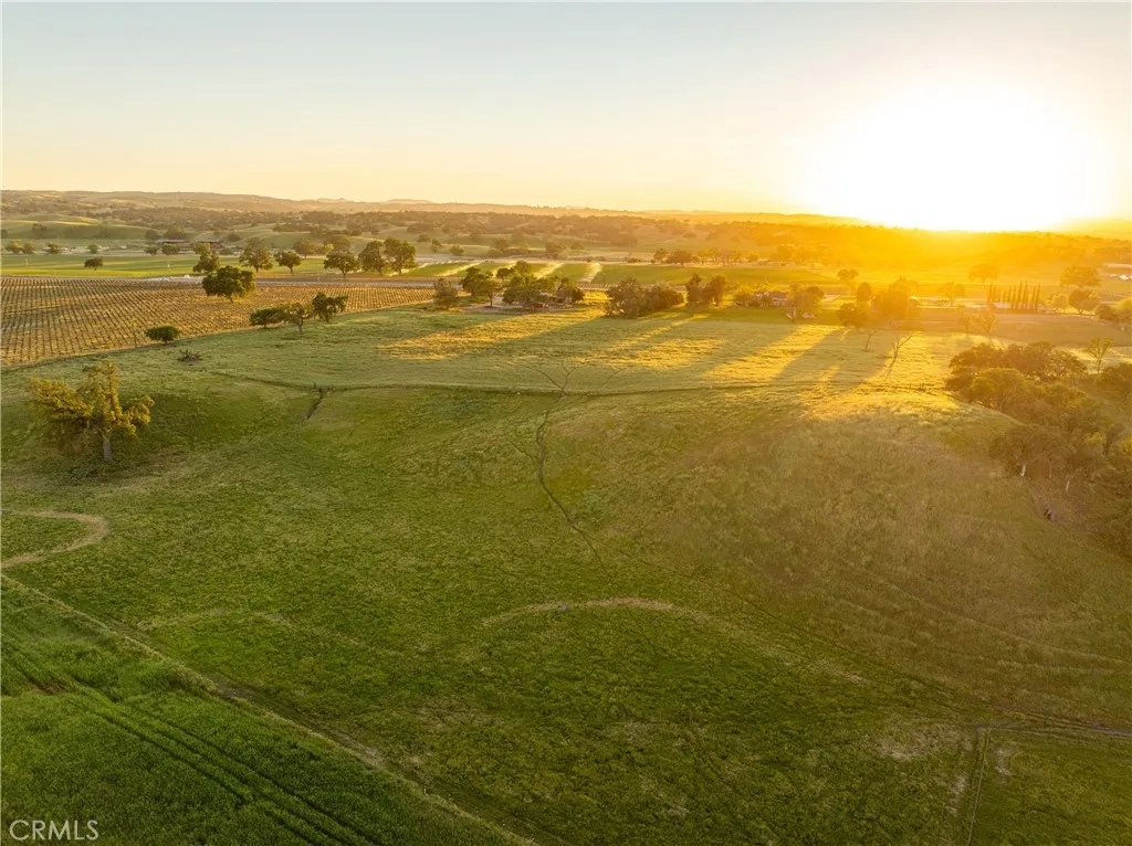 5385 Camp 8, Paso Robles, CA, 93446