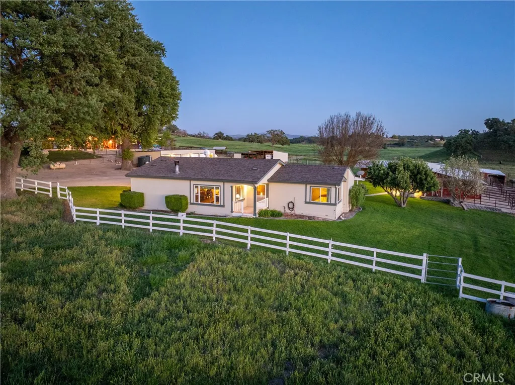 5385 Camp 8, Paso Robles, CA, 93446