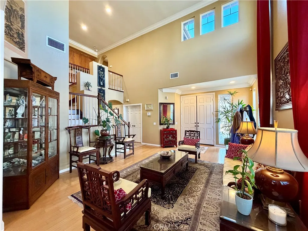 https://cdn.realtyfeed.com/cdn/127/306669102/a8f7f0aaa4f4ea91b654396085a1e798.webp