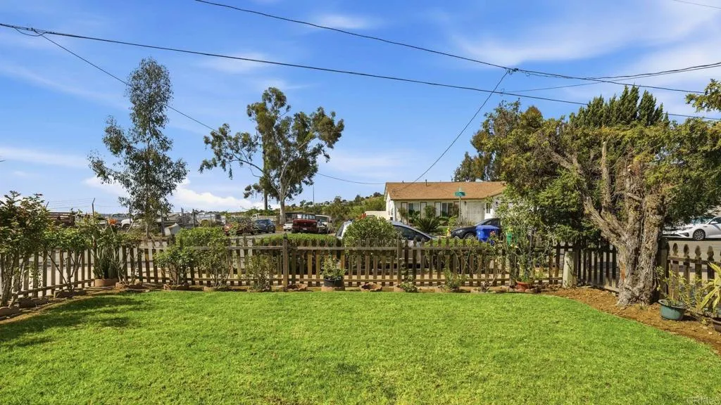 https://cdn.realtyfeed.com/cdn/127/306669119/1eb471333adbdf36c654e73f6eedb104.webp