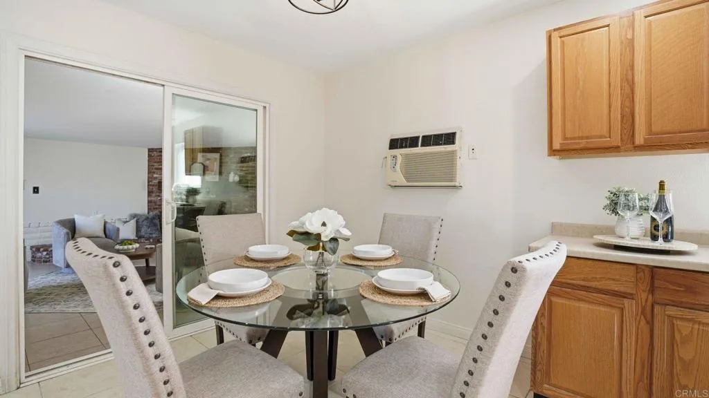 https://cdn.realtyfeed.com/cdn/127/306669119/355c6e06409838f5850376e4ba9146d8.webp