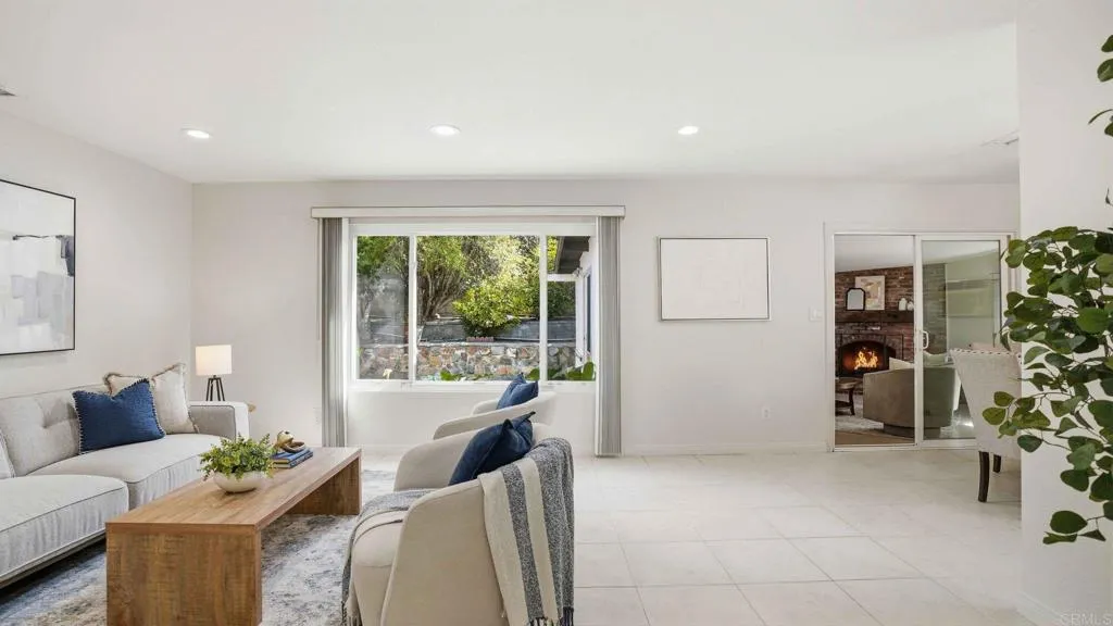 https://cdn.realtyfeed.com/cdn/127/306669119/51c955f4cf7d753ed64336f55576150c.webp