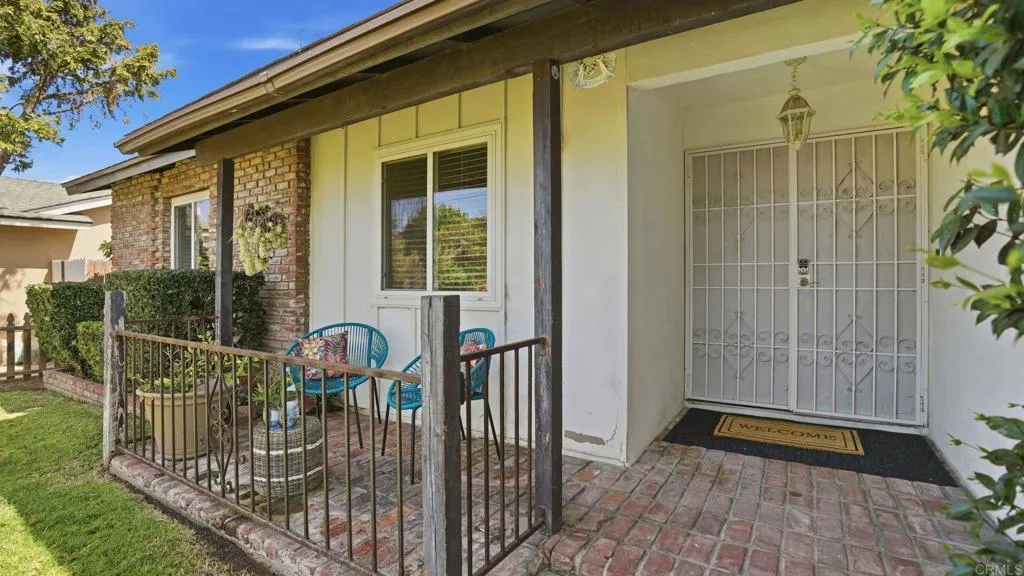 https://cdn.realtyfeed.com/cdn/127/306669119/8be55616d8c3430ba0415db4c0aca4c9.webp