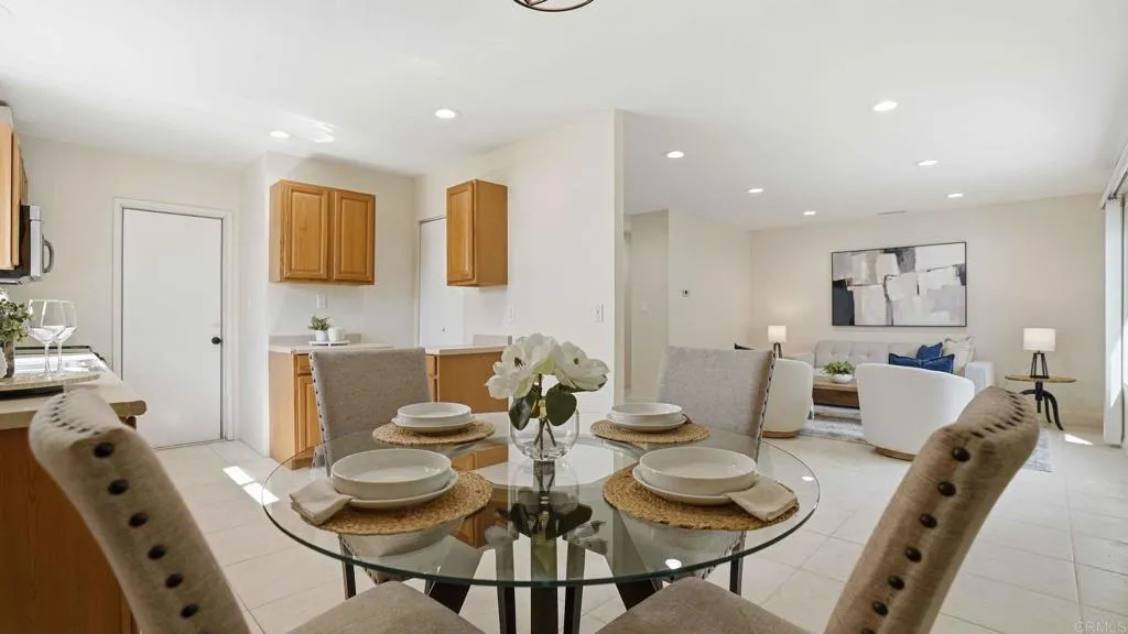 https://cdn.realtyfeed.com/cdn/127/306669119/d7c95eb1ab58dc881fc02d8426277648.webp