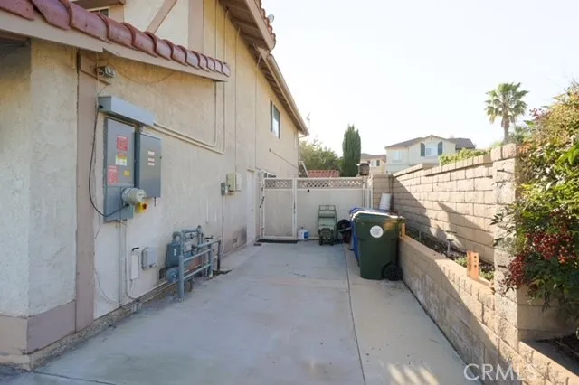 28375 Patricia Hill, Canyon Country, CA 91387 - Photo 4 of 39, Canyon Country, CA