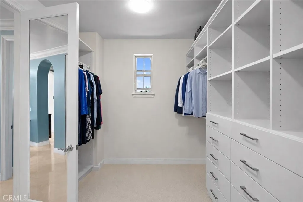 https://cdn.realtyfeed.com/cdn/127/306669156/1db24166e416cdff02de97e23ec25285.webp