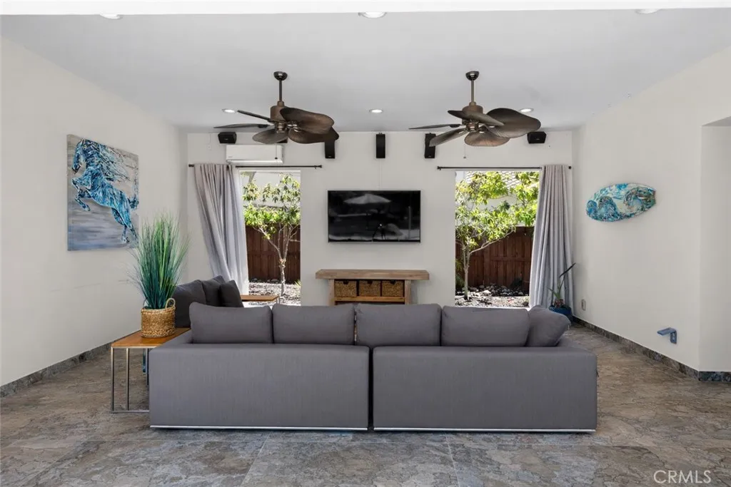 https://cdn.realtyfeed.com/cdn/127/306669156/c1aad296540f700f5da6fb19f6ec2dbf.webp
