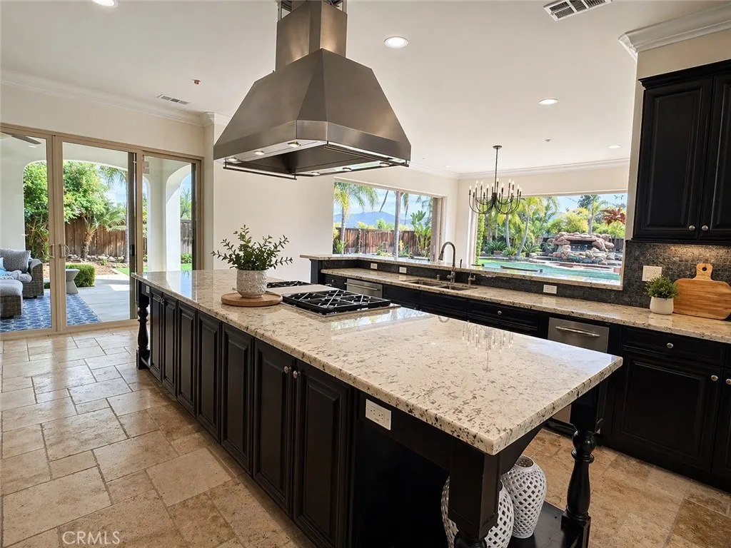 https://cdn.realtyfeed.com/cdn/127/306669156/c89392e8dc3541a31e932830a55d9f4b.webp