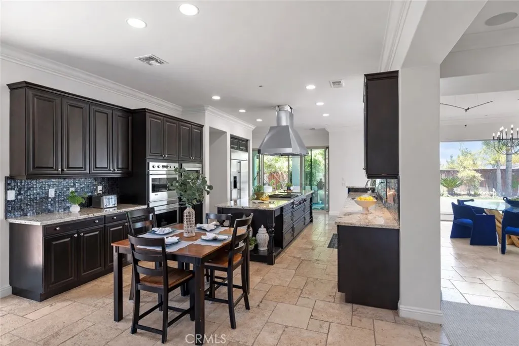 https://cdn.realtyfeed.com/cdn/127/306669156/cc0321b6eb8ad4cc84114a23ab373bbd.webp
