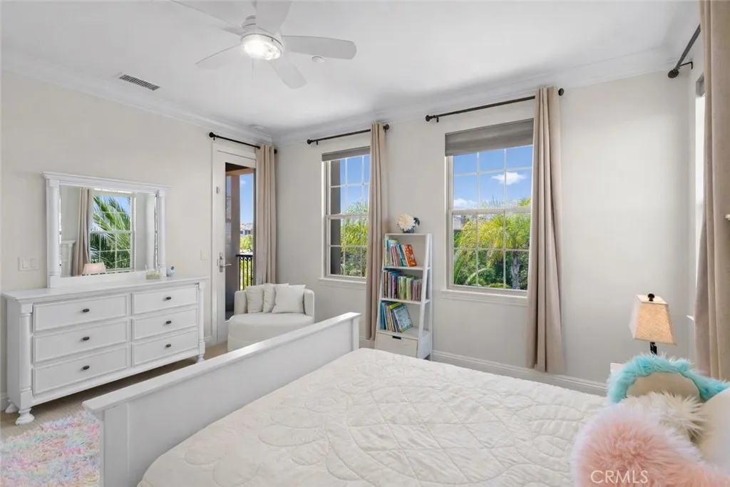 https://cdn.realtyfeed.com/cdn/127/306669156/f1871ba68cf04539ed727c9f7eef1814.webp