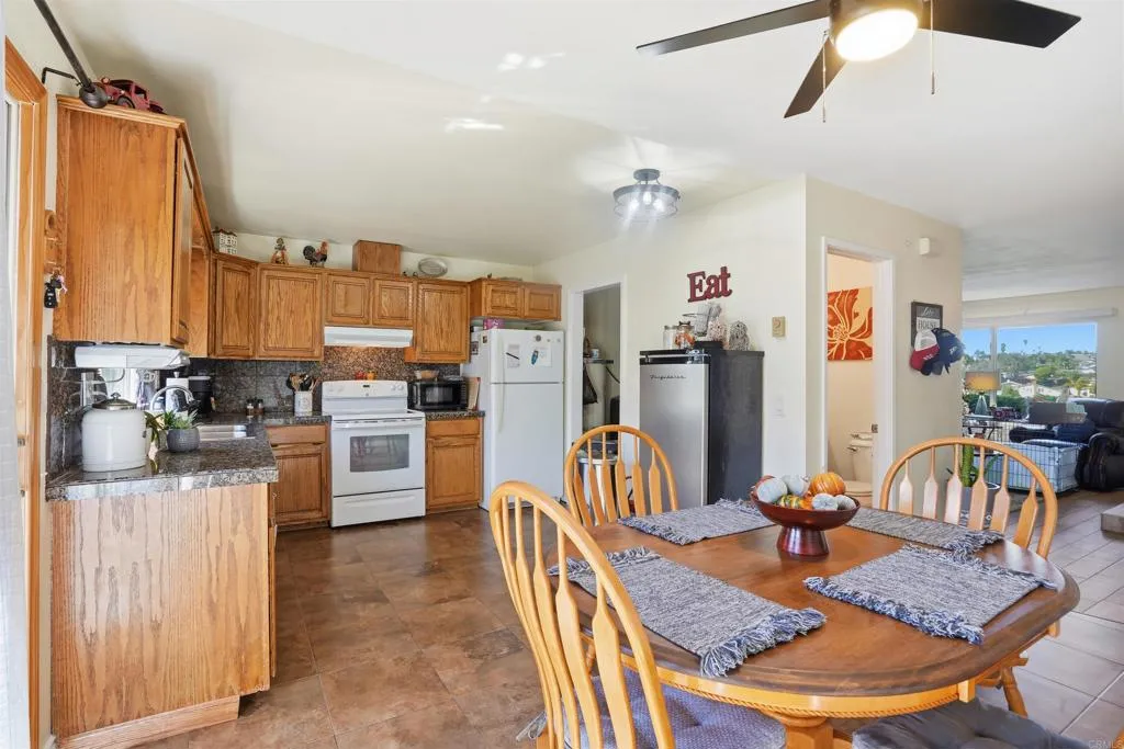 Photo #12: PTP2602053 Listing: Photo #12