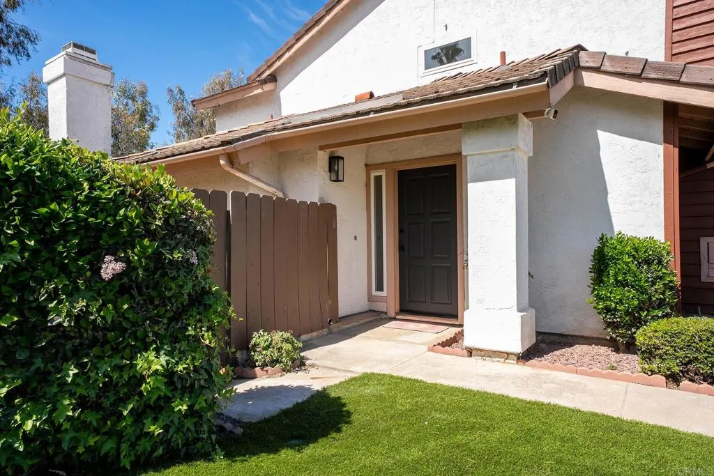https://cdn.realtyfeed.com/cdn/127/306669187/6aac0aa1d1eb87f63e72c51a1ba970a9.webp