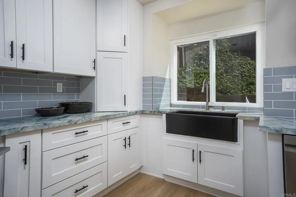 https://cdn.realtyfeed.com/cdn/127/306669187/bd060fe3c293f77e739e88d1fce099f8.webp