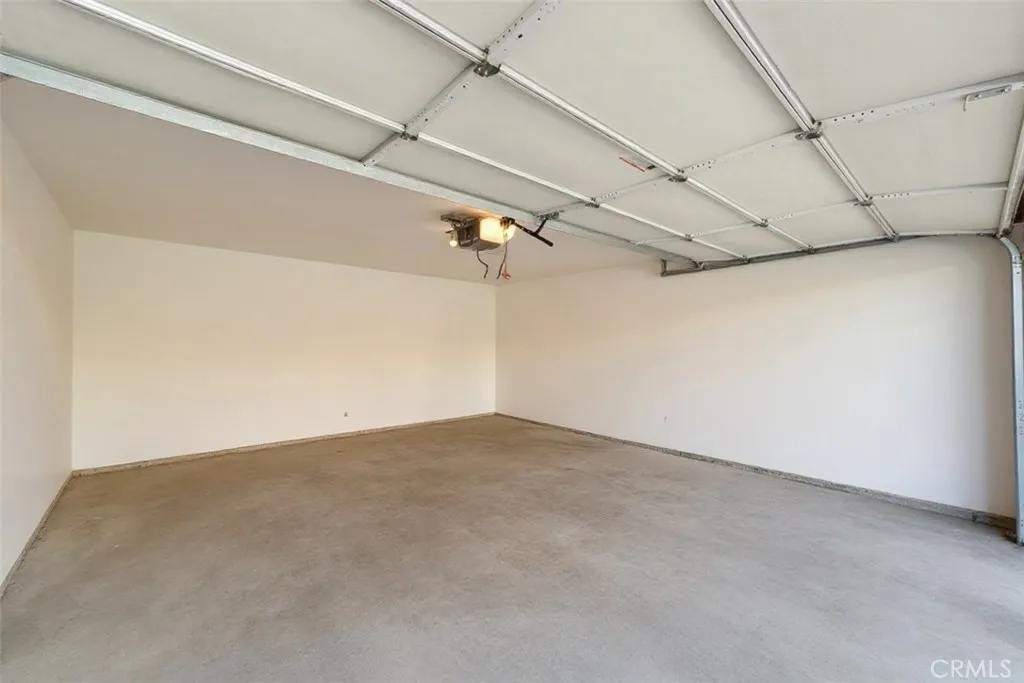 https://cdn.realtyfeed.com/cdn/127/306669272/f5f8e36ca510ff6be418851b46d1b621.webp