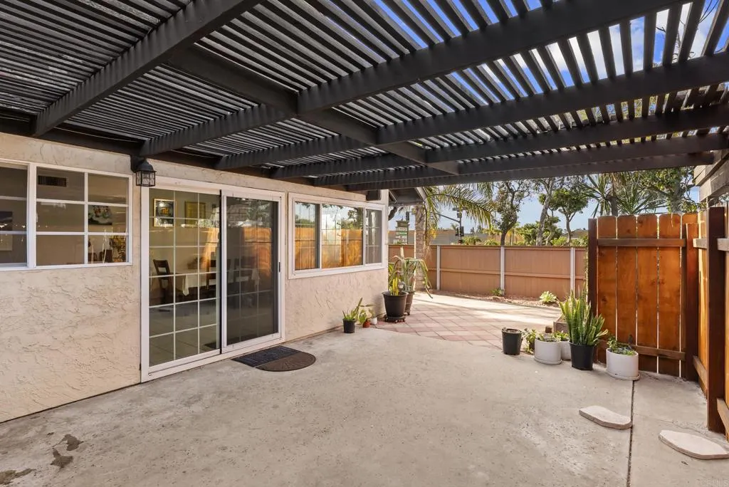 https://cdn.realtyfeed.com/cdn/127/306669339/00e53bf352cce3c2df0e420a66141c22.webp