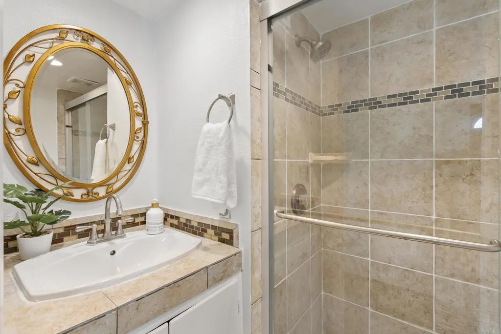 https://cdn.realtyfeed.com/cdn/127/306669339/05594ddf892644e3cbace6ed32ed8bf3.webp