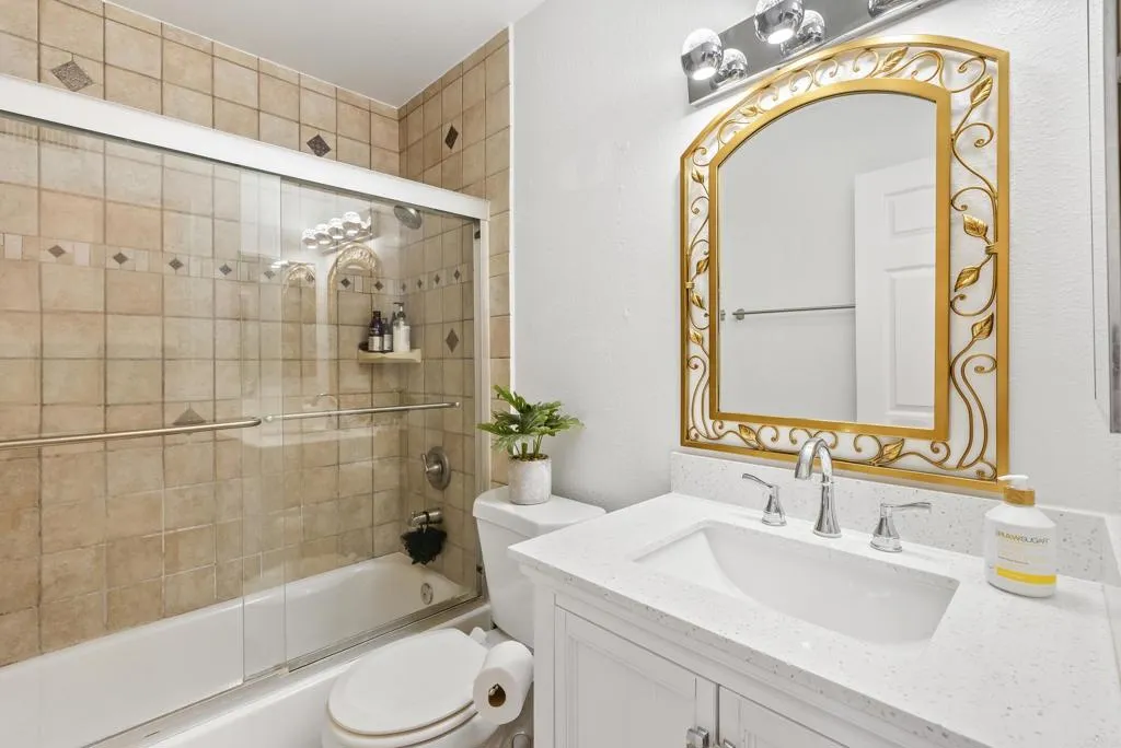 https://cdn.realtyfeed.com/cdn/127/306669339/7e18880135e44faed9d980202bd04c19.webp