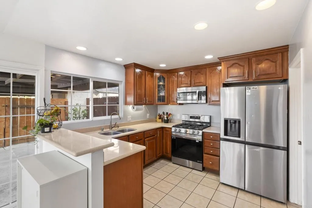 https://cdn.realtyfeed.com/cdn/127/306669339/8b6758cec55bcbea44fde99fd13a6517.webp