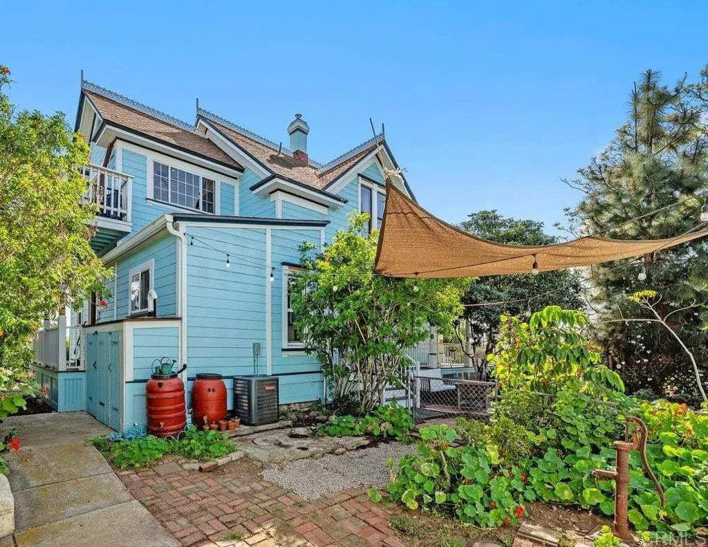 https://cdn.realtyfeed.com/cdn/127/306669432/4bed1e6fc7dcf7325b9453684bc1dd38.webp