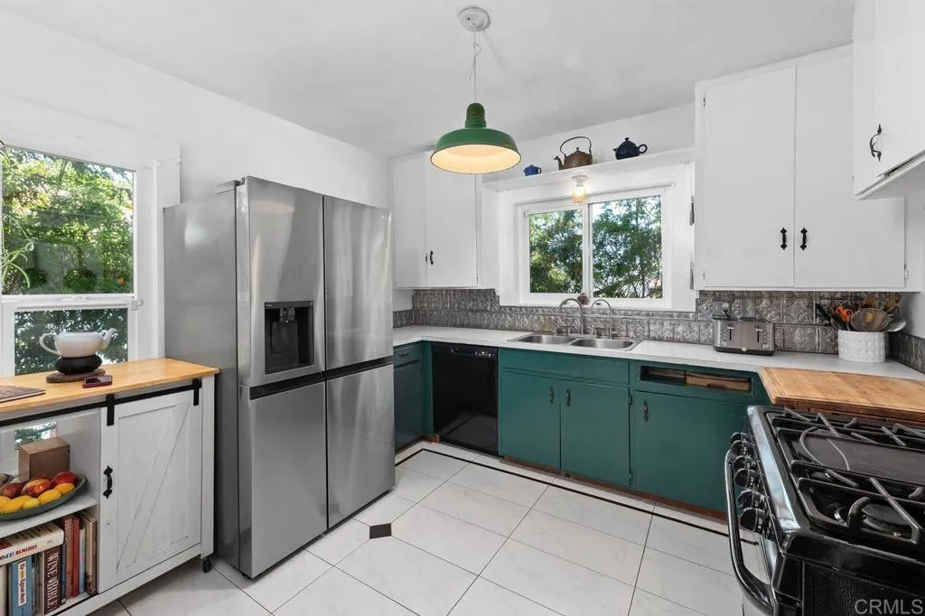 https://cdn.realtyfeed.com/cdn/127/306669432/b4f5168754954a595d9c7cfc0d570465.webp