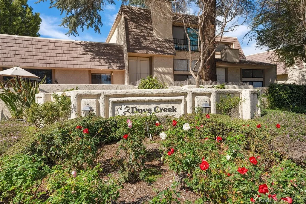 Woodland Hills, CA 91367