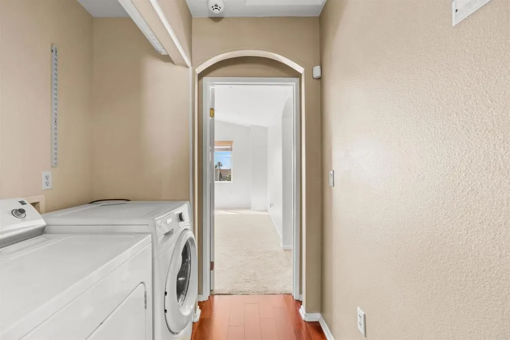 https://cdn.realtyfeed.com/cdn/127/306669540/05e4e8753c1299f619f39cf23ce40c6f.webp