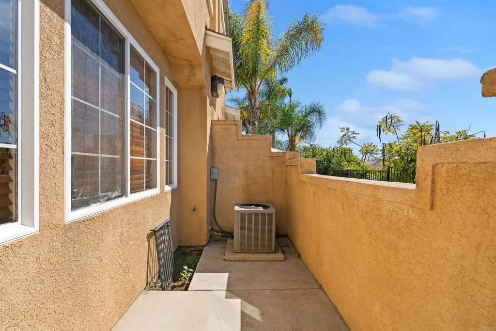 https://cdn.realtyfeed.com/cdn/127/306669540/880a9ff2e0ae1080026415383ebcb230.webp