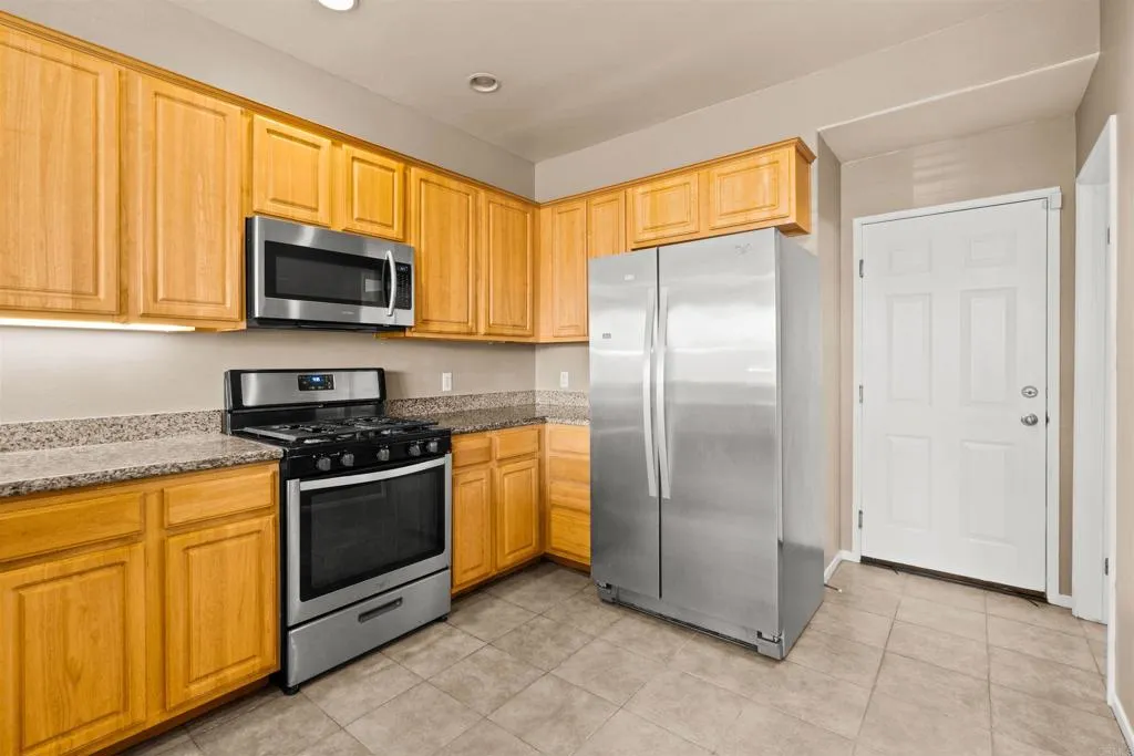 https://cdn.realtyfeed.com/cdn/127/306669540/ecc3e296d12b81dbefa8c80c931ce329.webp