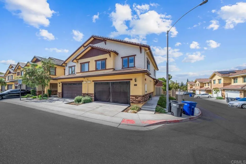https://cdn.realtyfeed.com/cdn/127/306669542/7f2cf94b7bd16d3bf10b20cc5c171318.webp