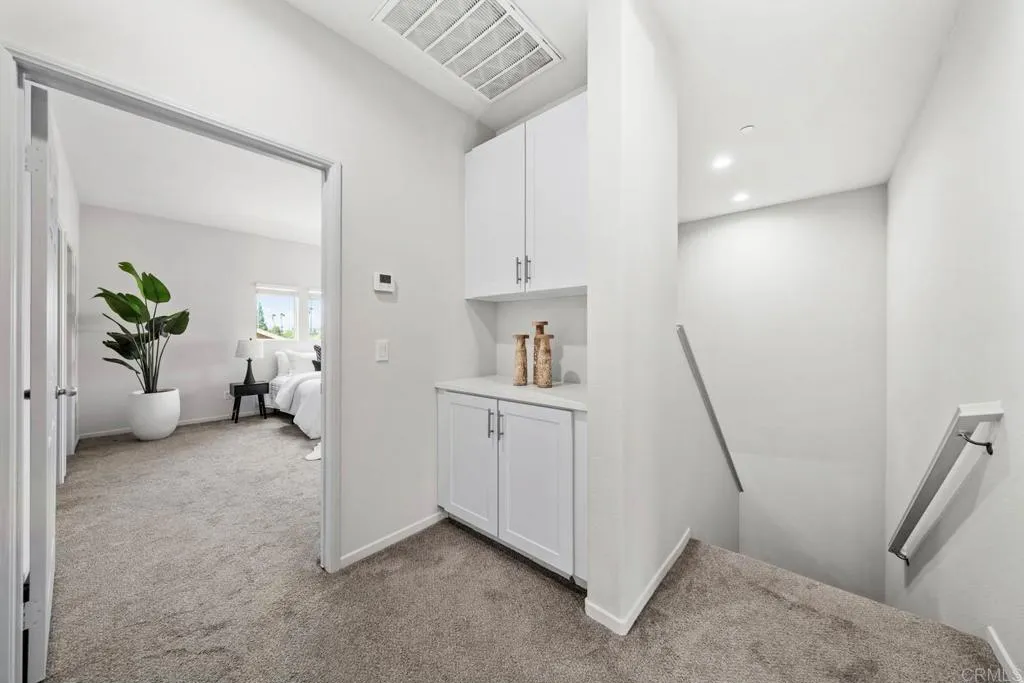 https://cdn.realtyfeed.com/cdn/127/306669542/8830f7a75b1a4147e6e4b36866ade165.webp