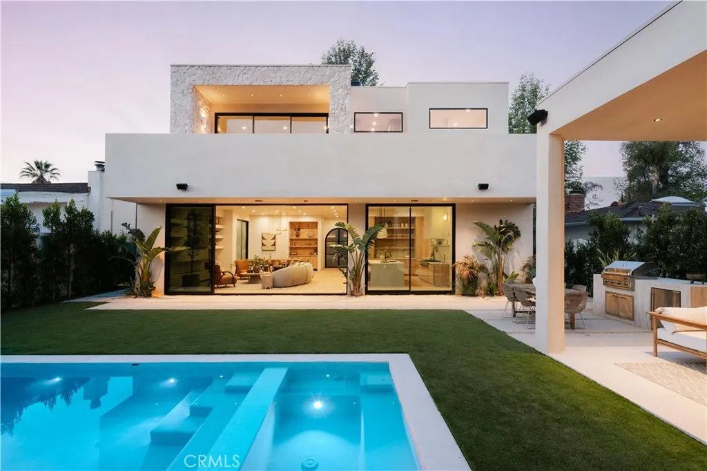 Sherman Oaks, CA 91423