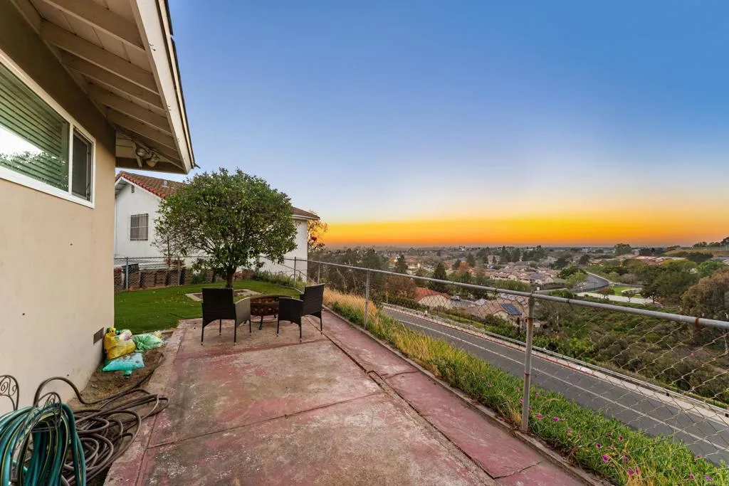 https://cdn.realtyfeed.com/cdn/127/306669615/3a18e565448586436b1c909f9f6dbd57.webp