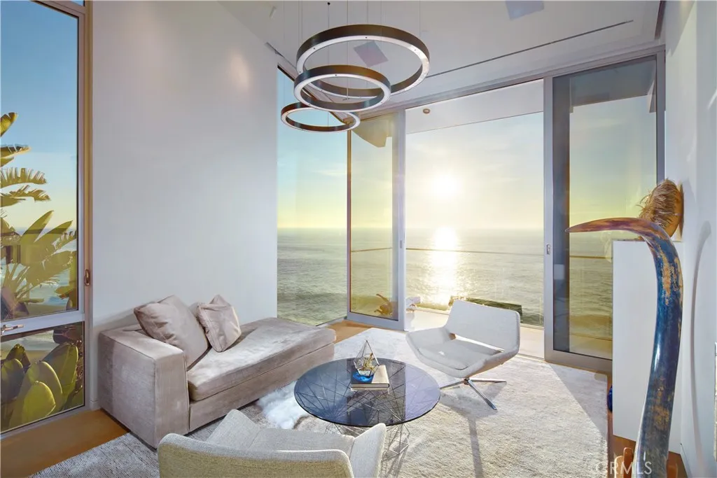 14 Lagunita Drive, Laguna Beach, CA, 92651