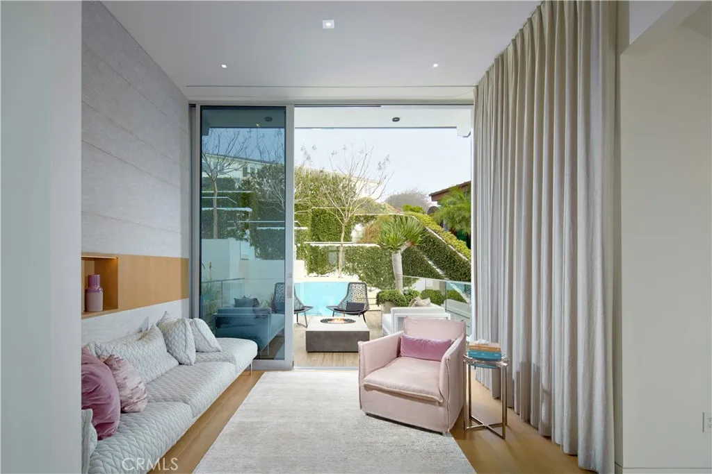 14 Lagunita Drive, Laguna Beach, CA, 92651