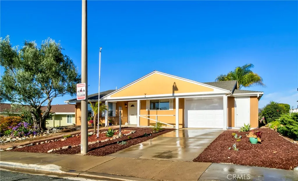 https://cdn.realtyfeed.com/cdn/127/306669618/daf9cf011cd20eaca331d1458181e1d4.webp