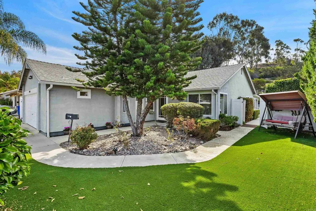 https://cdn.realtyfeed.com/cdn/127/306669620/6e33725ca25649cb29082d9f05e03ae4.webp