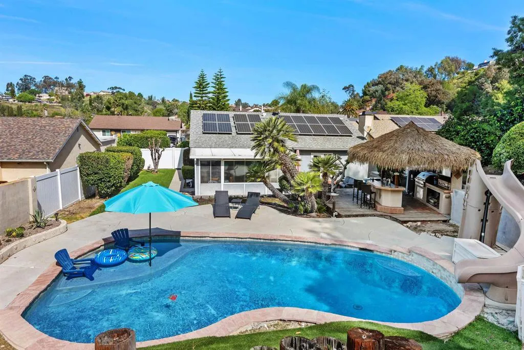 https://cdn.realtyfeed.com/cdn/127/306669620/90d498544a8248272710b69e13bfb3cc.webp