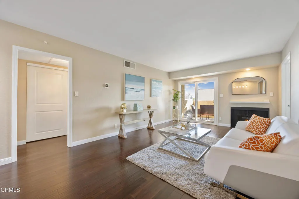 2386 E Del Mar Boulevard Unit 301, Pasadena, CA 91107 - Photo 4 of 48, Pasadena, CA