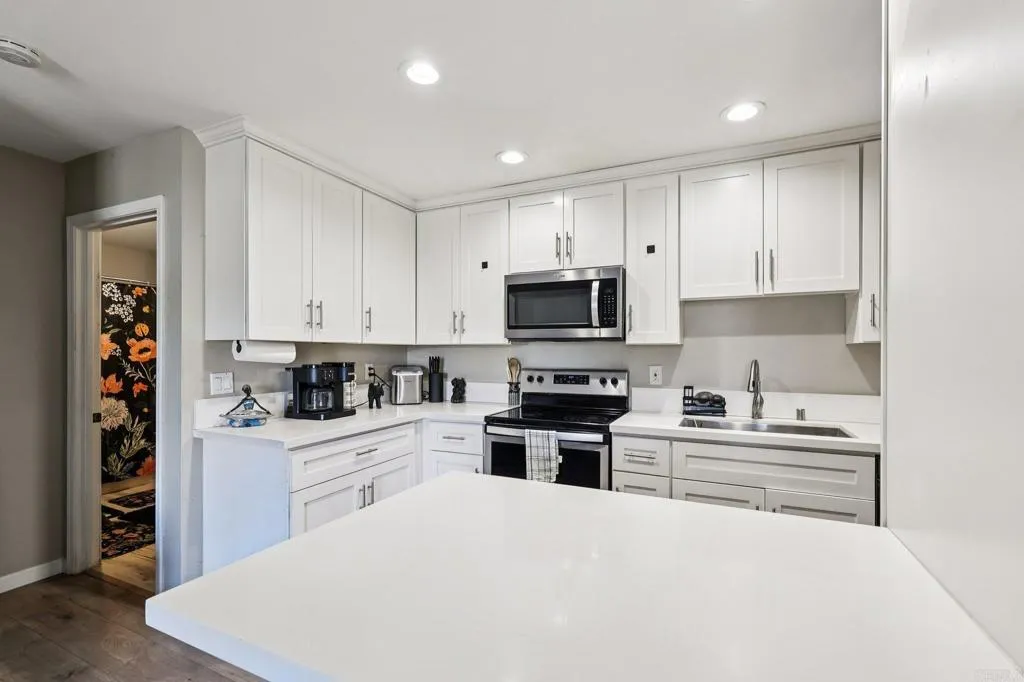 Photo #1: PTP2602067 Listing: Photo #1