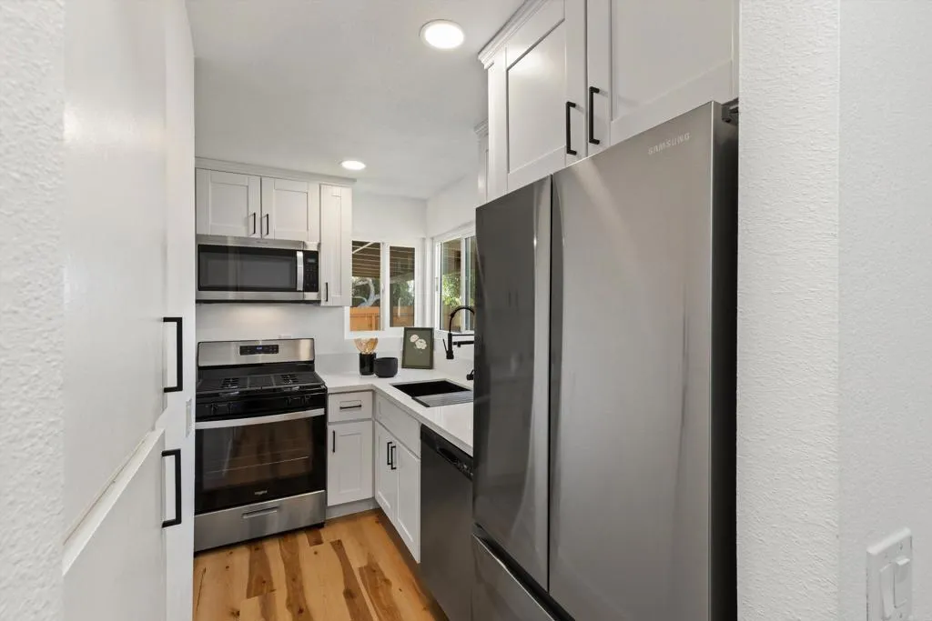 Photo #17: NDP2602564 Listing: Photo #17