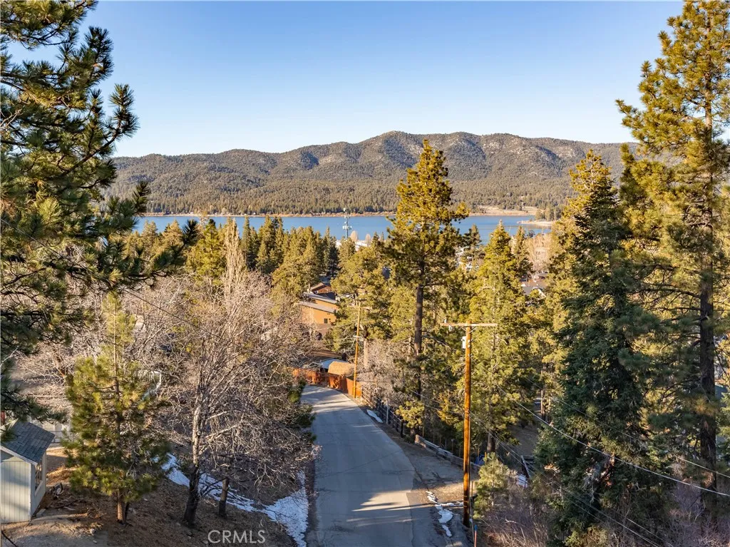 852 Cameron, Big Bear Lake, CA 92315 - Photo 2 of 35, Big Bear Lake, CA