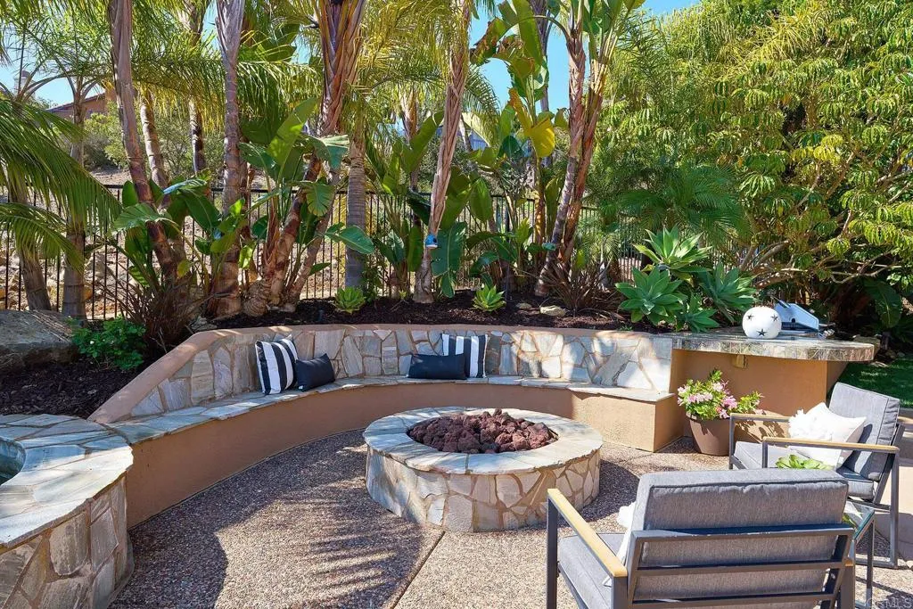 https://cdn.realtyfeed.com/cdn/127/306669800/380a602ac7c97e2c4564216ab114012f.webp